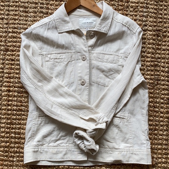 Cream coloured ‘shaket’ - Picture 2 of 6